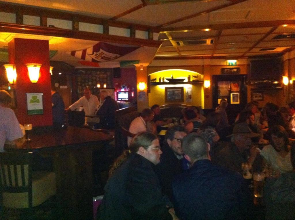 Galway Arms Inn エクステリア 写真
